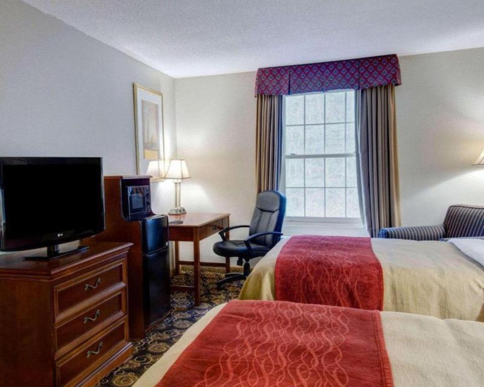 Comfort Inn Foxboro - Mansfield Фоксборо Экстерьер фото