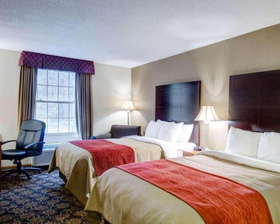 Comfort Inn Foxboro - Mansfield Фоксборо Экстерьер фото