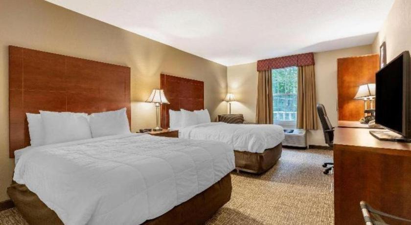 Comfort Inn Foxboro - Mansfield Фоксборо Экстерьер фото